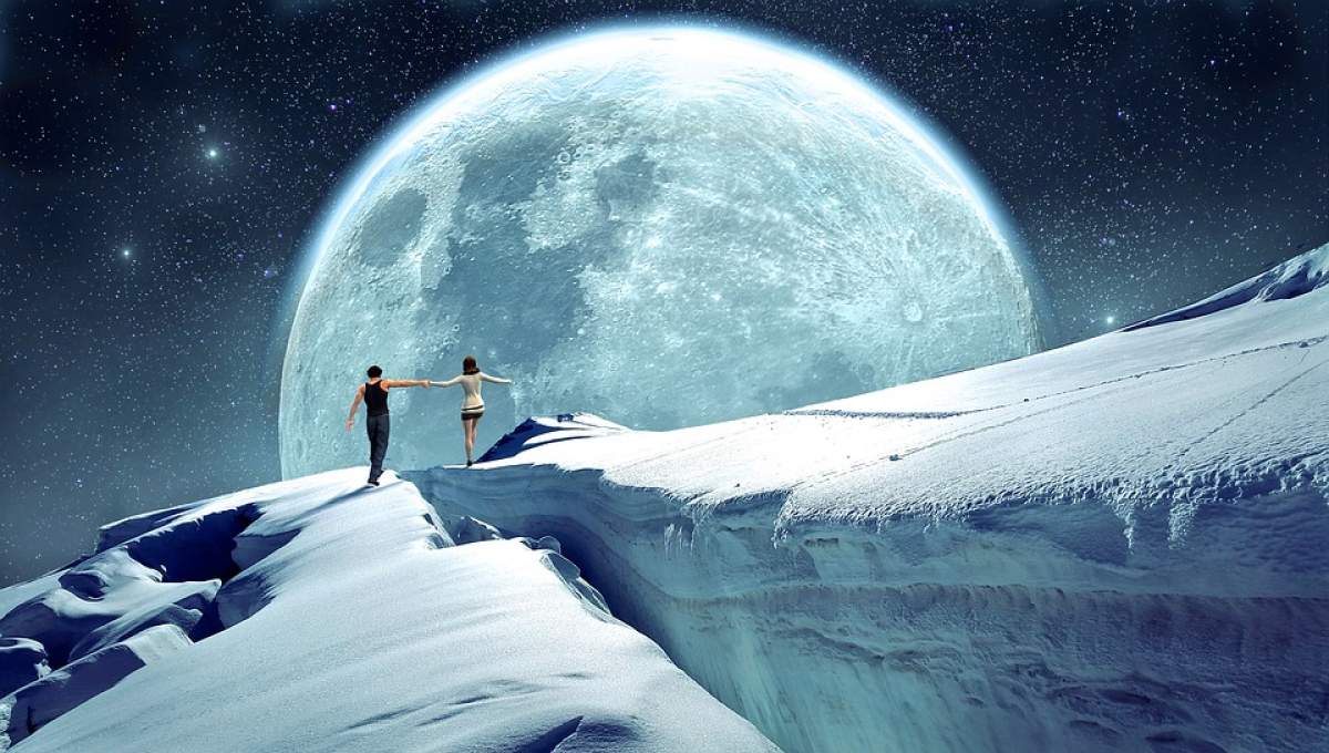 Superluna Zăpezii, în noaptea de 19 februarie. Ce trebuie să știi despre cea mai luminoasă lună din an