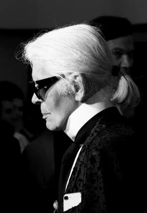 Karl Lagerfeld, reguli clare despre înmormântare! Ce se va întâmpla cu designerul