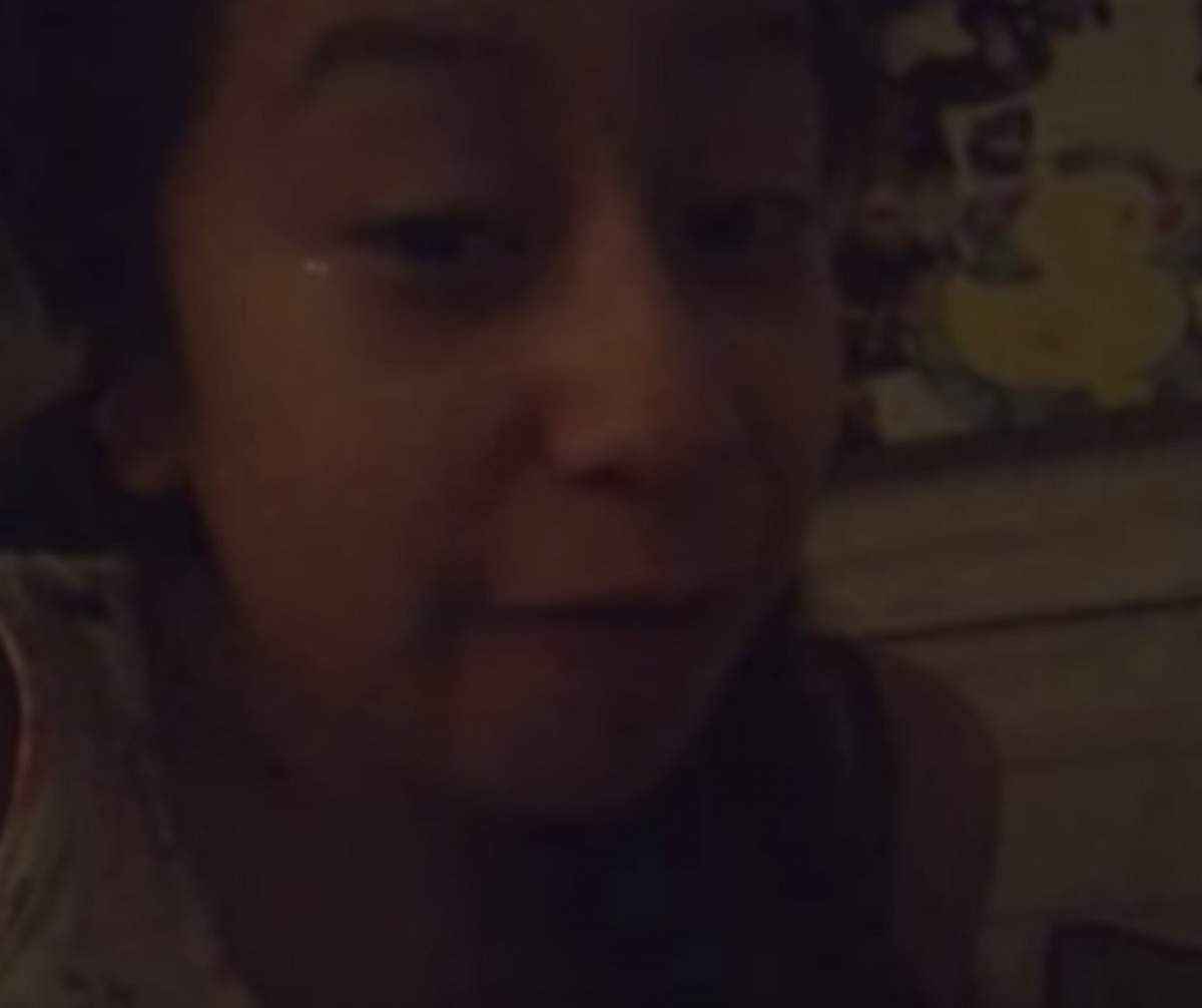 VIDEO ȘOCANT! O fetiță s-a filmat în momentul în care i-a explodat casa, înainte să moară