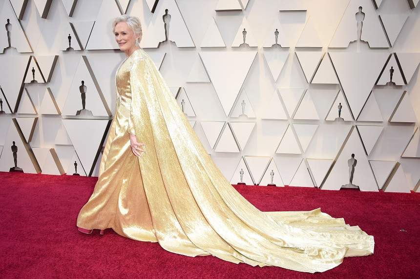 FOTO /  Look spectaculos la Oscar 2019! Glenn Close a purtat o rochie de 19 kilograme