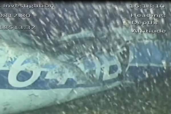 Avionul în care Emiliano Sala şi-a găsit sfârşitul nu avea autorizaţie de zbor comercial!