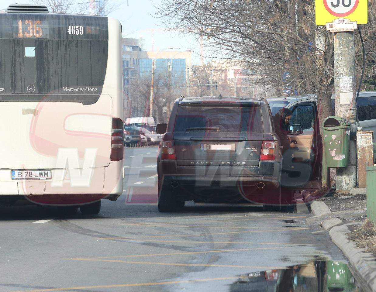 PAPARAZZI / VIDEO / Laurette, surprinsă într-o ipostază scandaloasă, în plină stradă! Totul a fost filmat