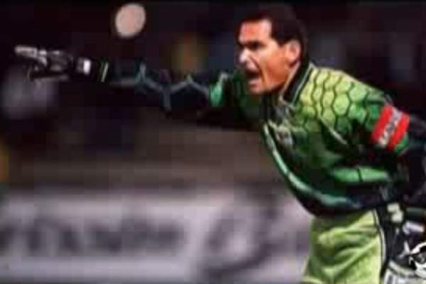 VIDEO / Jose Luis Chilavert, portarul-golgheter, își pregătește funeraliile, la doar 53 de ani!