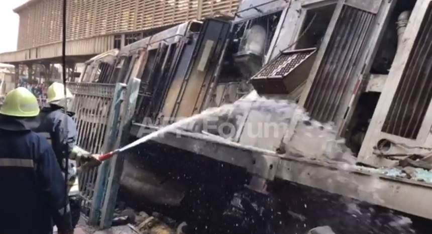 VIDEO / Tragedie feroviară! 10 persoane și-au pierdut viața și 20 au fost rănite, după ce o locomotivă a explodat