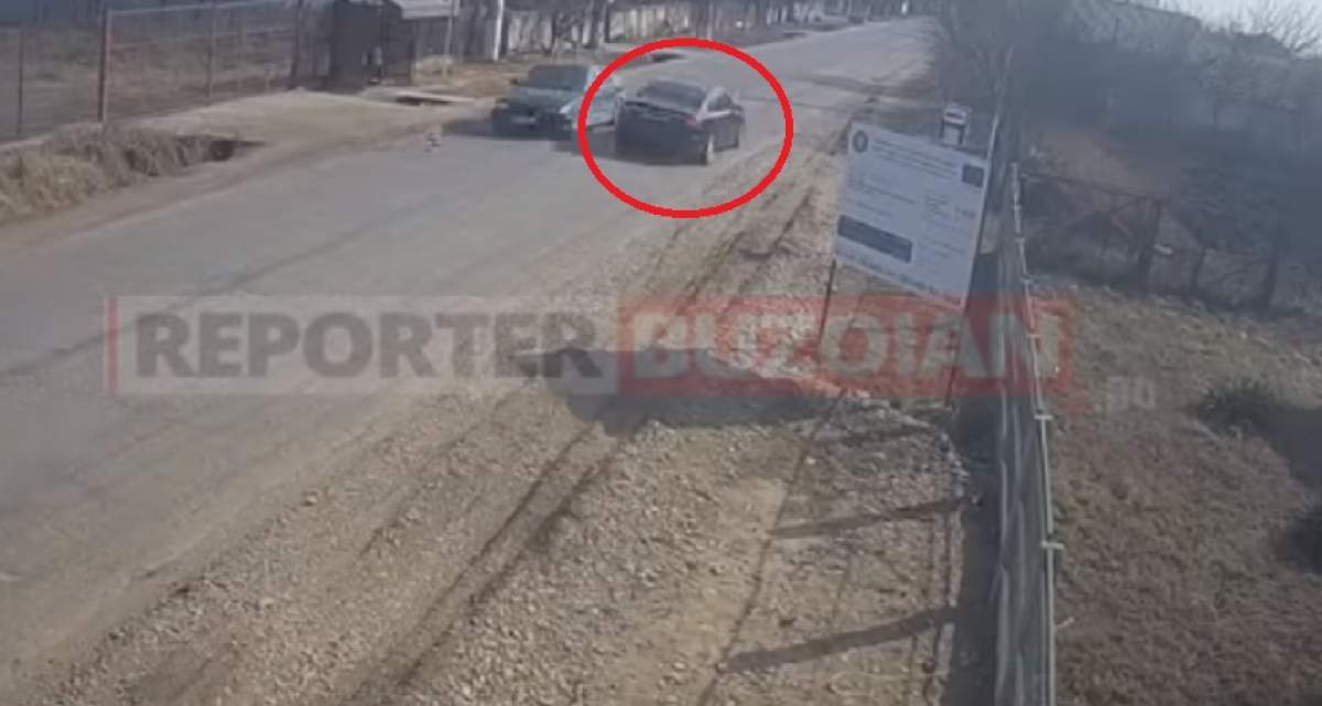 VIDEO / Accidentul îngrozitor din Buzău, în care au murit doi tineri, surprins pe camerele video! Șoferul încerca să scape de poliție