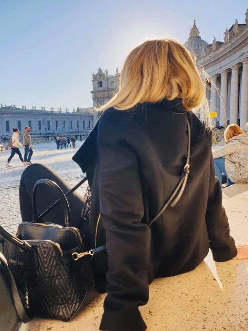 Lorena Balaci, prima vacanţă după pierderea tatălui. Ce destinaţie a ales frumoasa blondină