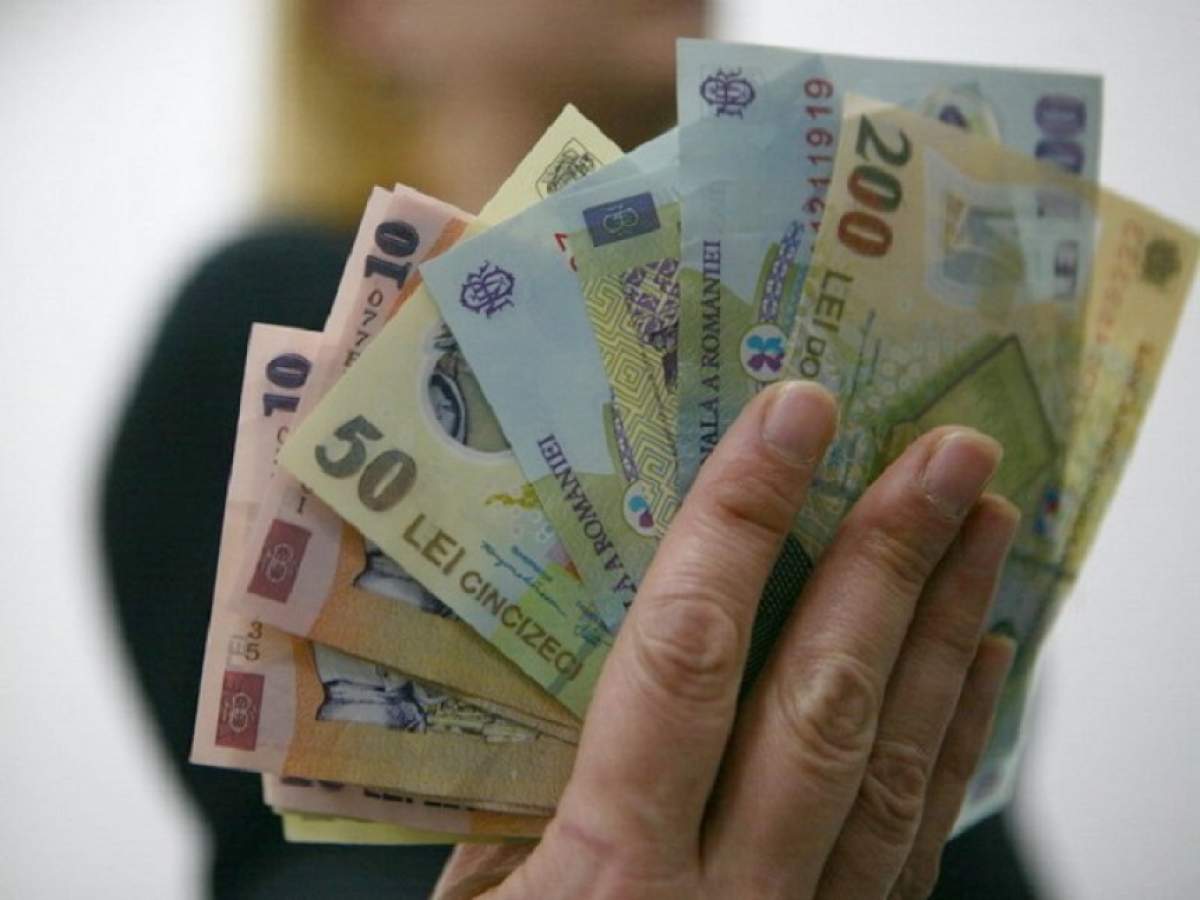 Veşti bune pentru mame! În ce condiţii pot primi de la stat până la 2.500 de lei