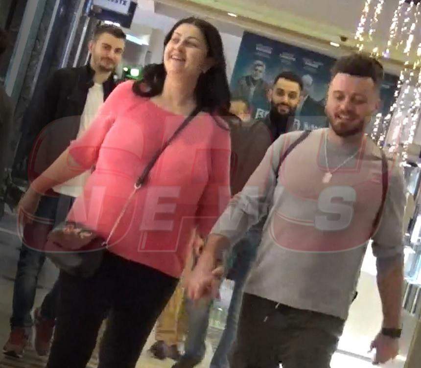 VIDEO PAPARAZZI / Se iubesc de nu se văd! Gabriela Cristea şi Tavi Clonda, gesturi în public