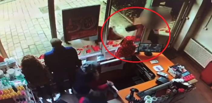 VIDEO / Clipe de panică în oraşul Şimleu Silvaniei! O femeie a fost atacată de... un porc mistreţ