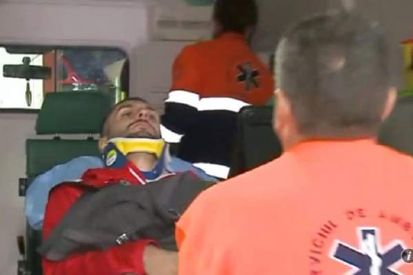 FOTO / Panică în vestiarul lui Dinamo! Mattia Montini a ajuns de urgență la spital