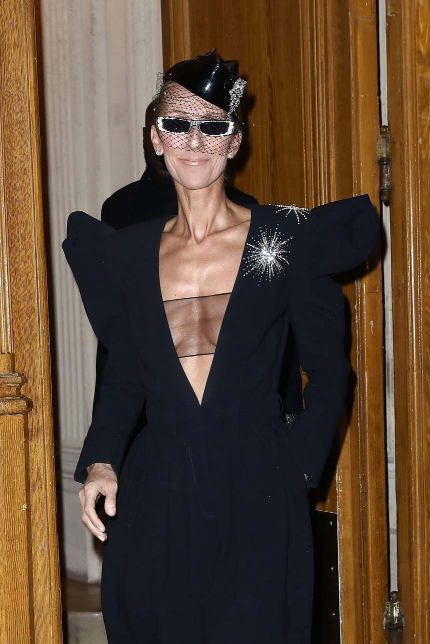 Celine Dion se topește pe picioare! La 50 de ani, artista arată de 70. FOTO
