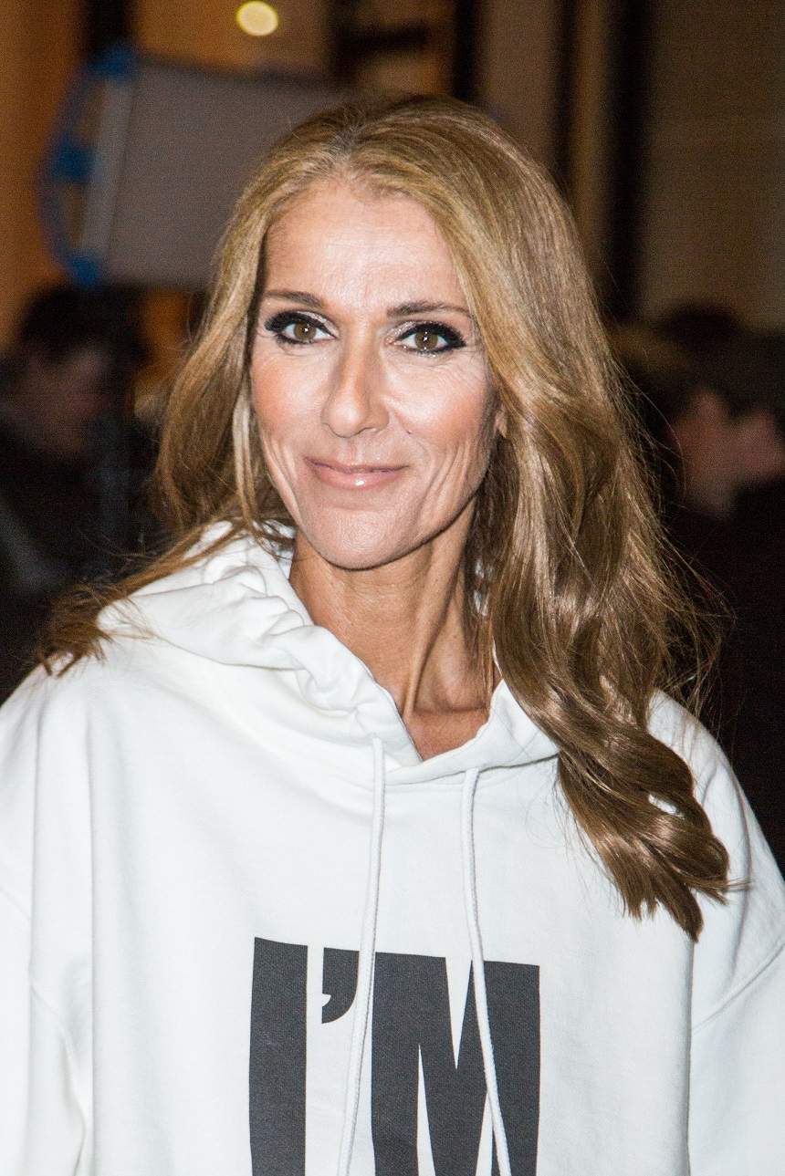 Celine Dion se topește pe picioare! La 50 de ani, artista arată de 70. FOTO