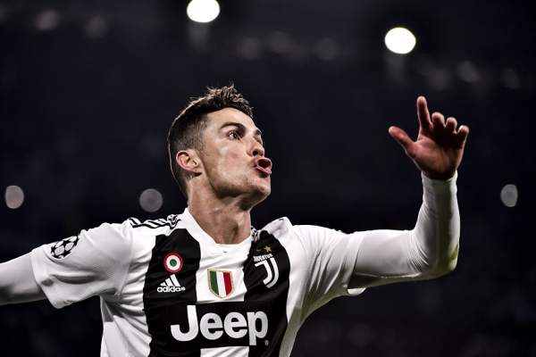 Ronaldo, atacat frontal, după ce a calificat-o pe Juventus în „sferturile” Ligii Campionilor! „Cristiano nu va ramâne în mintea oamenilor drept o legendă a fotbalului”