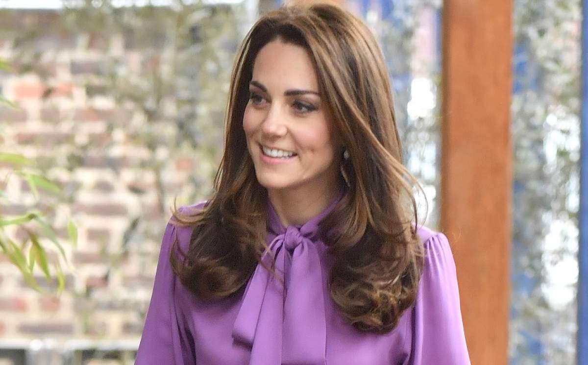 Kate Middleton, gafă vestimentară de zile mari. Și-a pus bluza de 1.300 de dolari invers