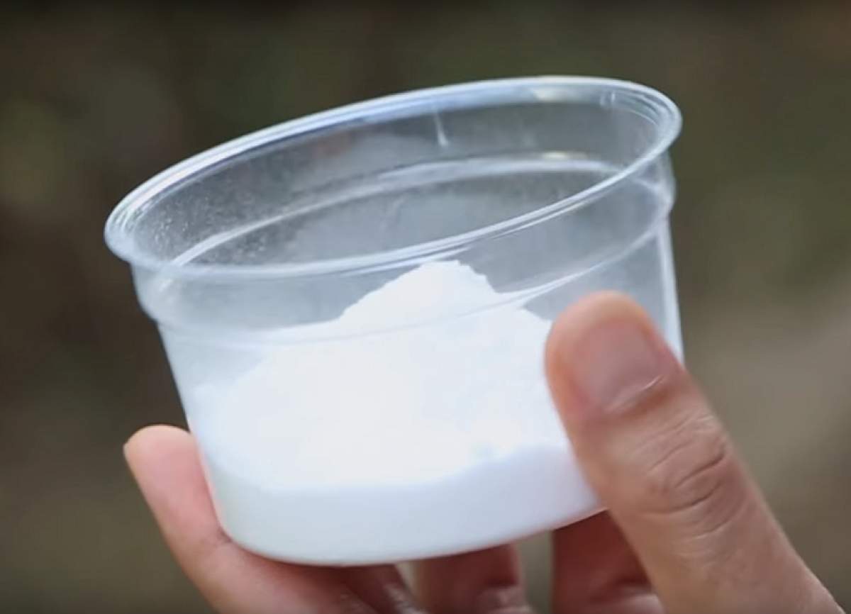 Ce se întâmplă cu corpul tău dacă bei apă combinată cu bicarbonat de sodiu zi de zi!