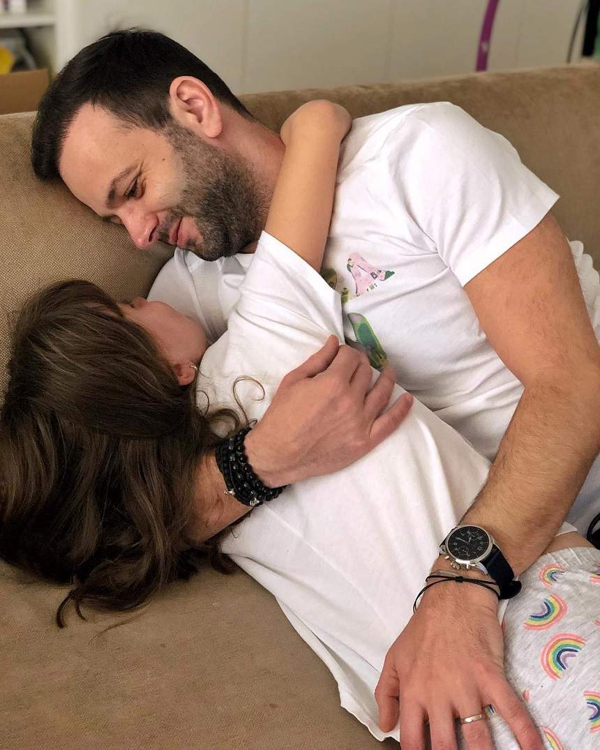 Mihai Morar, un tătic de milioane! Ipostaza emoţionantă în care a fost surprins, alături de fetele sale