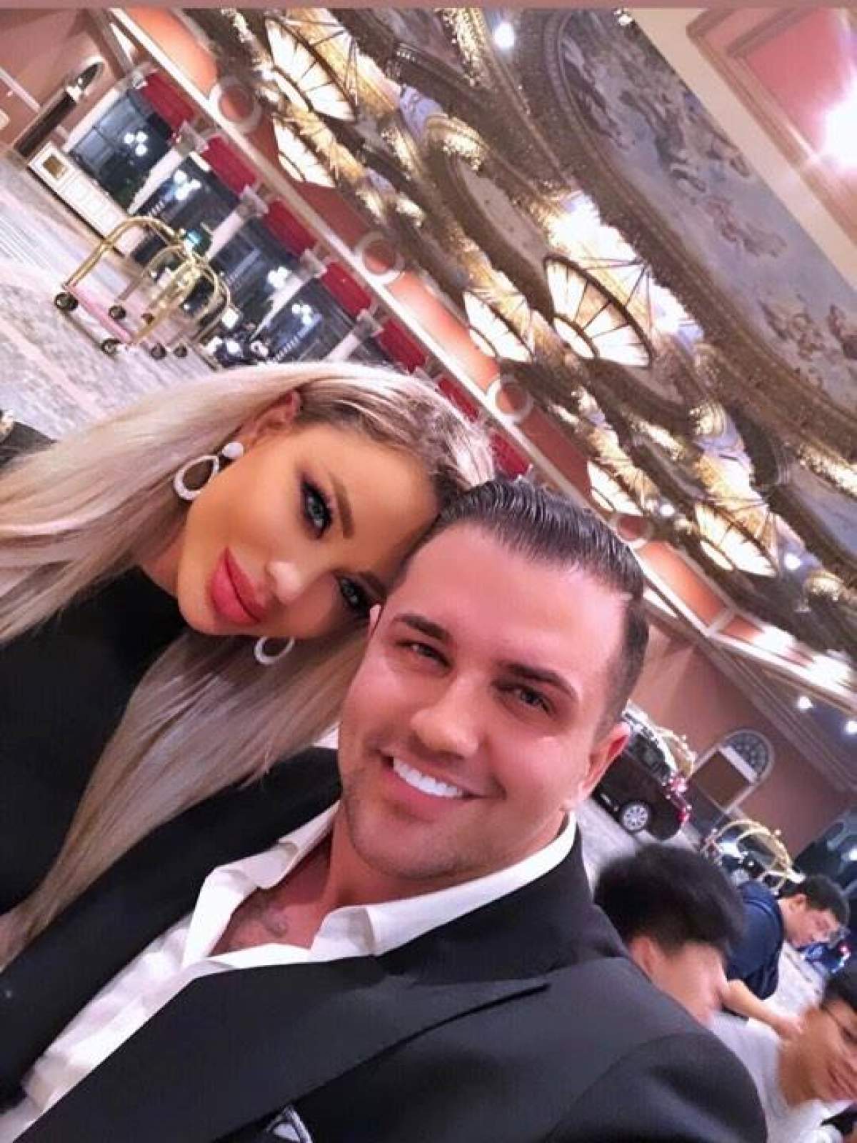 Bianca Drăgușanu și Alex Bodi, îndrăgostiți lulea! Cum o răsfață afaceristul pe blondină în Hong Kong. FOTO