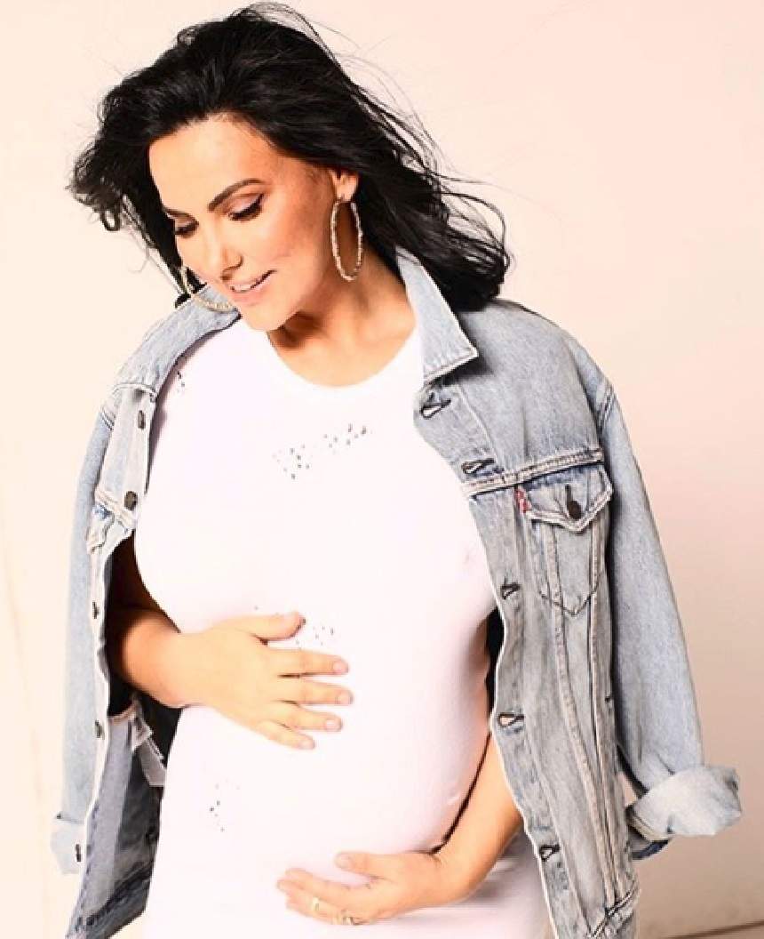 FOTO / Lavinia Pîrva, cu burtica de gravidă la înaintare! Soția lui Ștefan Bănică a pozat sexy, în al doilea trimestru de sarcină