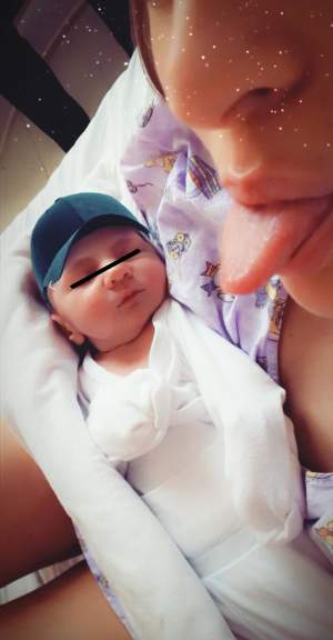 Imagini de revistă! Bebeluşul Oanei Matache, Bogdănel, este deja faimos pe reţelele de socializare. FOTO