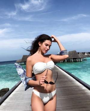 Miss Moscova, lăsată fără titlu după ce s-a prefăcut bolnavă și a fugit în Maldive cu coroana de diamante