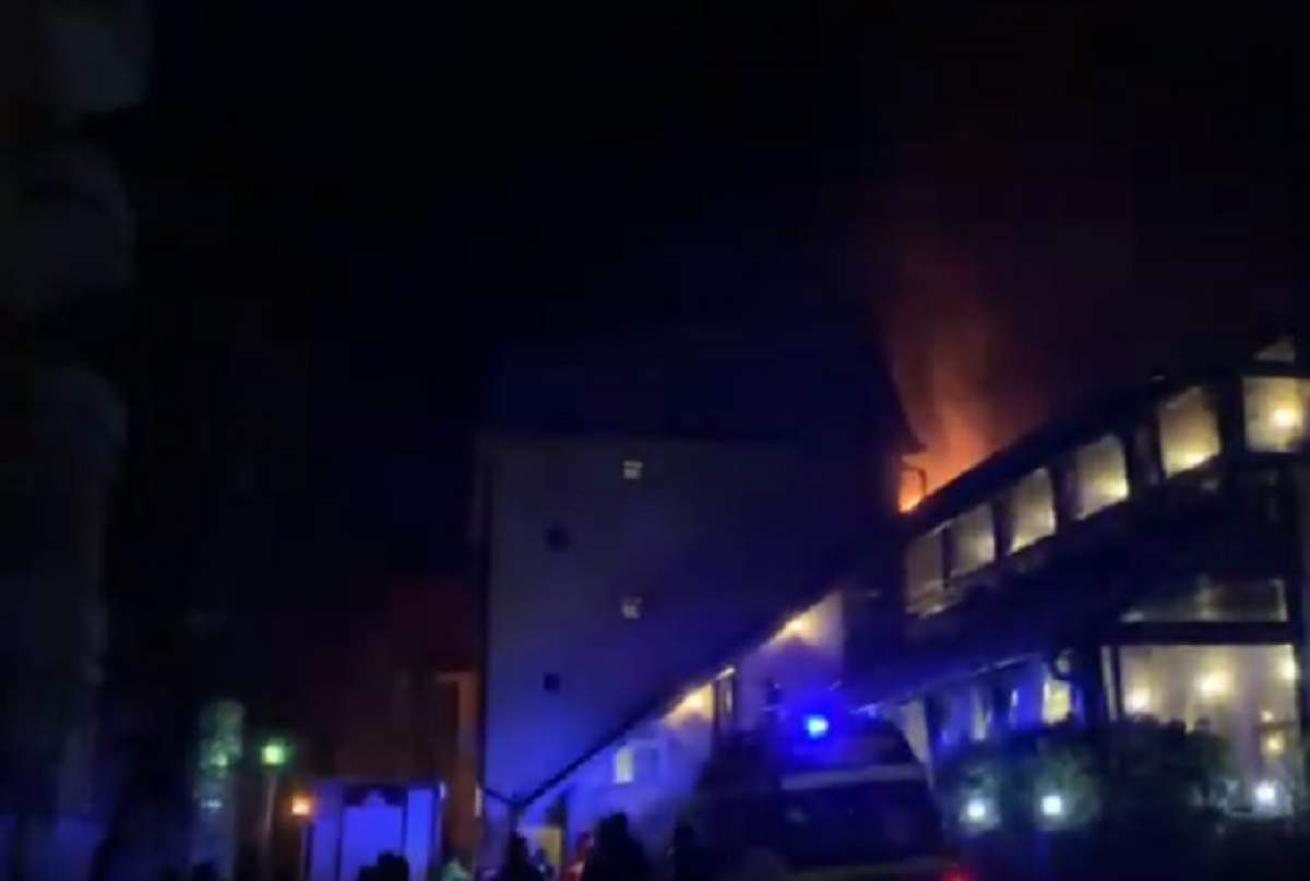 Incendiu devastator la un restaurant din Râmnicu Vâlcea! Zeci de persoane au fost evacuate. VIDEO