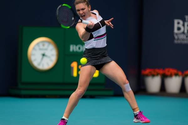 Simona Halep a vorbit despre problemele medicale cu care se confruntă! “Simt durere în genunchi”
