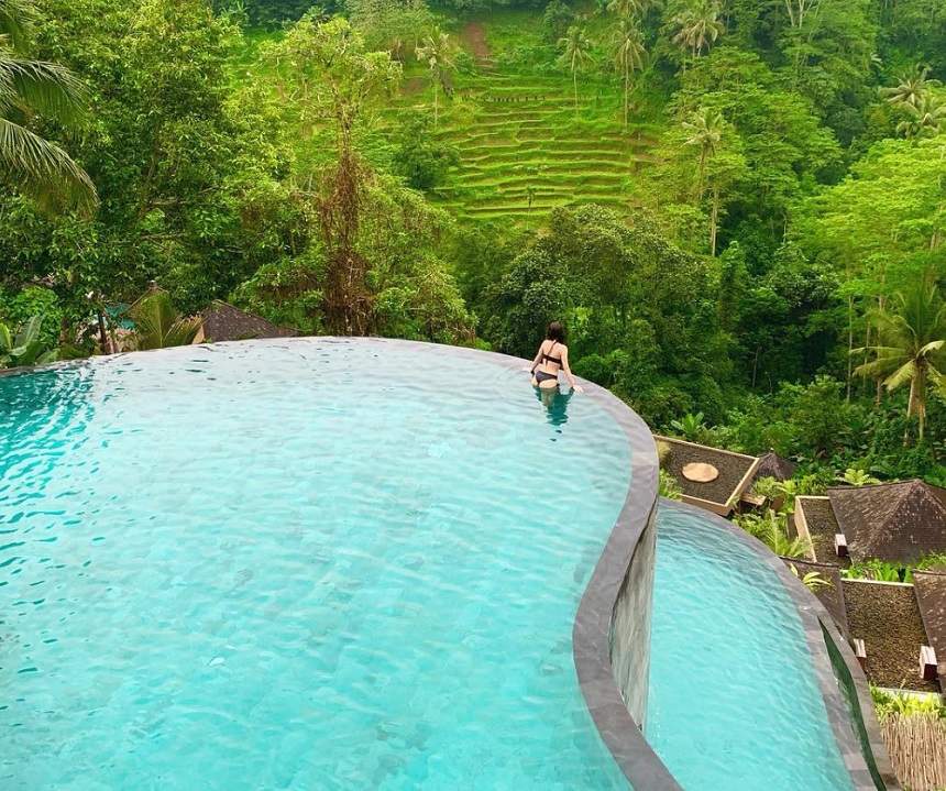 Vika Jigulina, vacanță de lux în Bali. Dj-iţa lui Capatos a avut parte de aventura vieţii ei