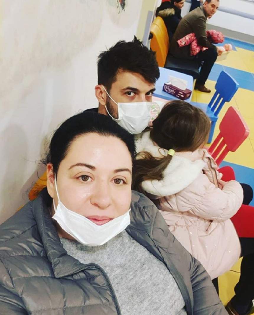 Oana Roman şi-a dus mama la spital: "Nu se simţea foarte bine"