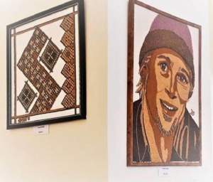 Tablouri inedite ale unei artiste din Bihor, opere de artă realizate din... seminţe / VIDEO