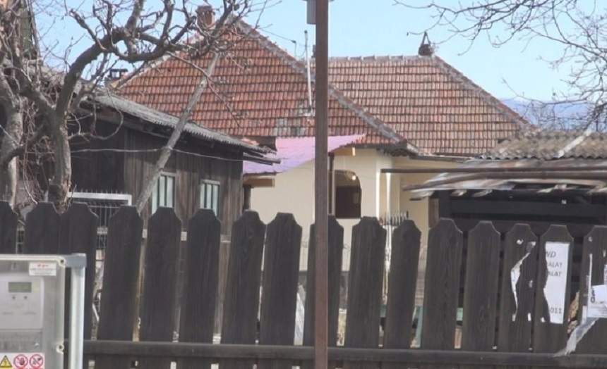 Detalii halucinante despre fata de 14 ani din Bacău, care şi-a ucis mama! Ce s-a descoperit la necropsie