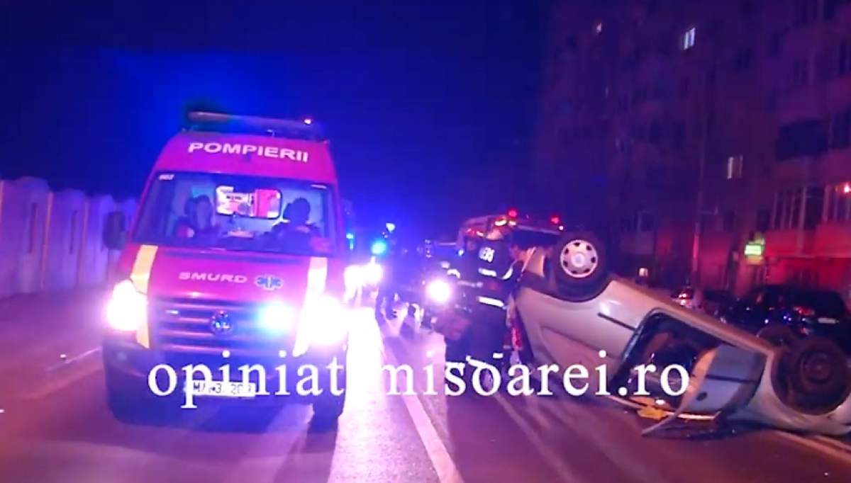 Nu s-a asigurat şi s-a rostogolit cu maşina pe şosea! Accident grav în Timişoara. VIDEO