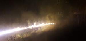 Incendiu uriaş în Bihor! Pompierii s-au luptat 6 ore cu flăcările / FOTO
