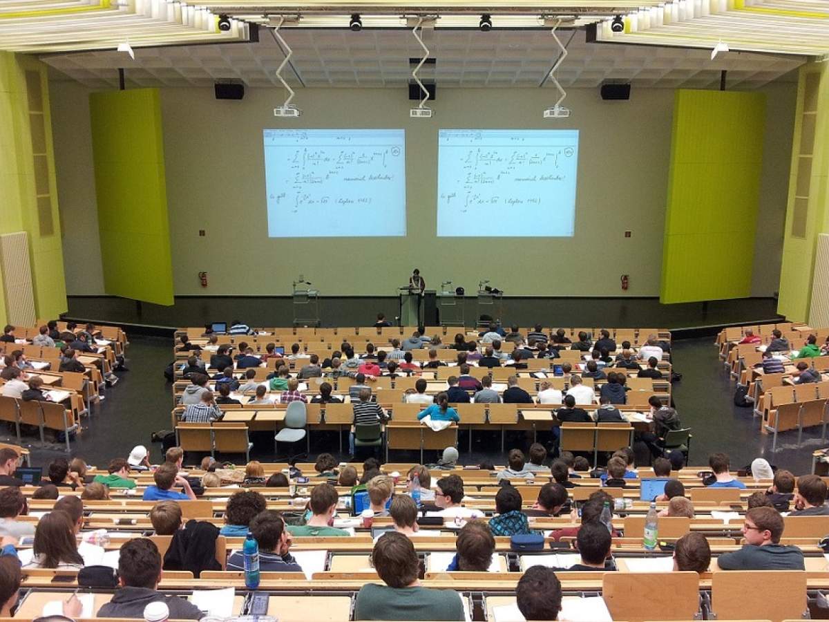 Calendar simulare Bacalaureat 2019. În ce zile sunt programate examenele