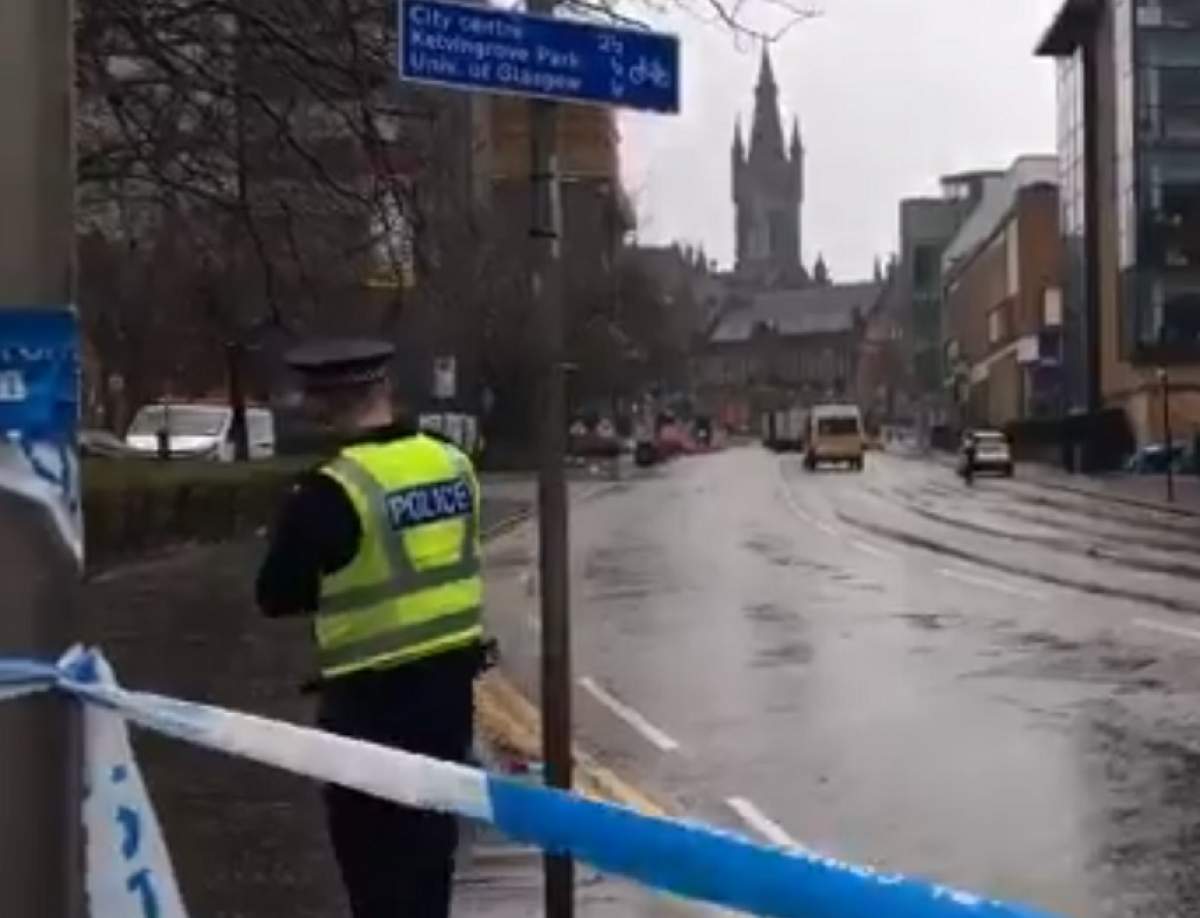 Sute de studenţi, evacuaţi! Alertă cu bombă la două universități din Marea Britanie