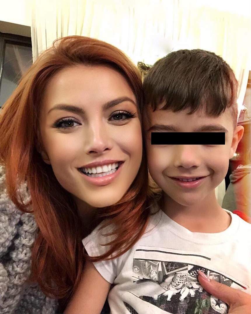 Elena Gheorghe, anunţ şoc pe internet: "Nu v-am spus, dar mai am un băieţel"