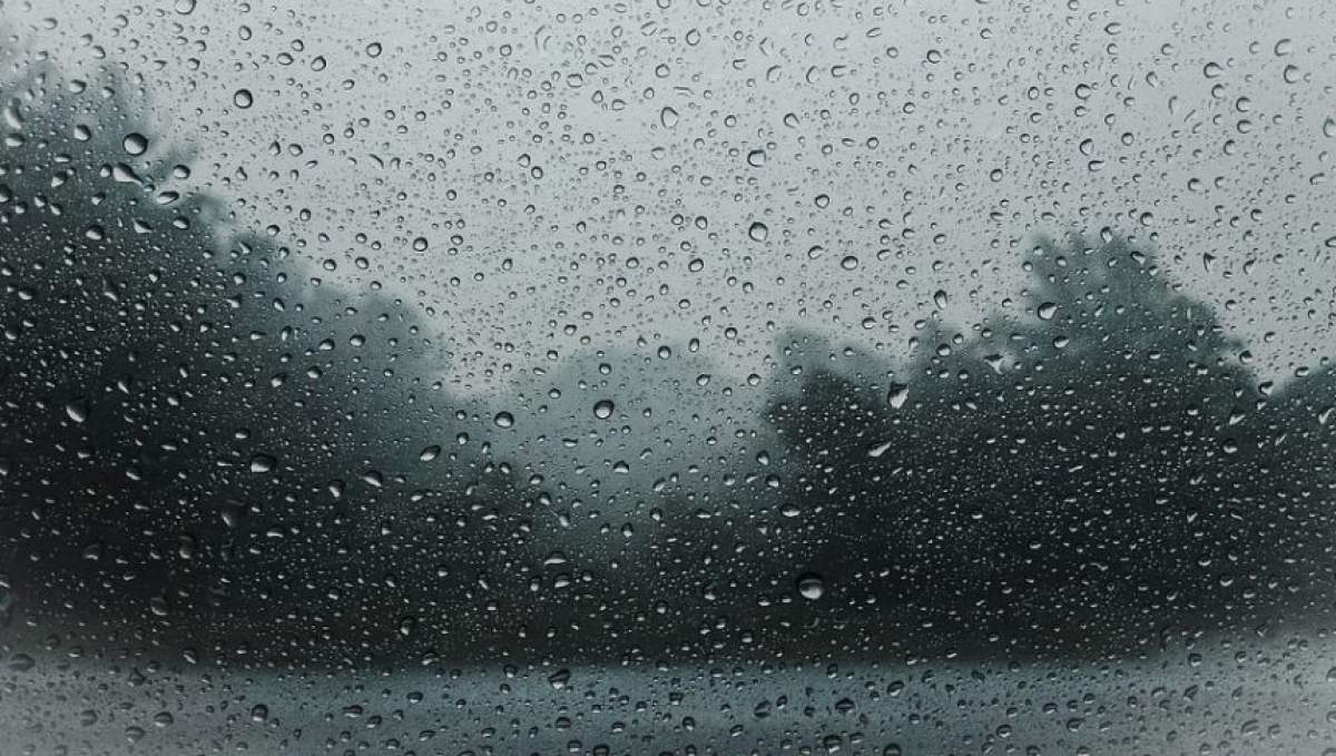 Vremea în Bucureşti, luni, 15 aprilie. Început de săptămână cu ploi şi temperaturi scăzute