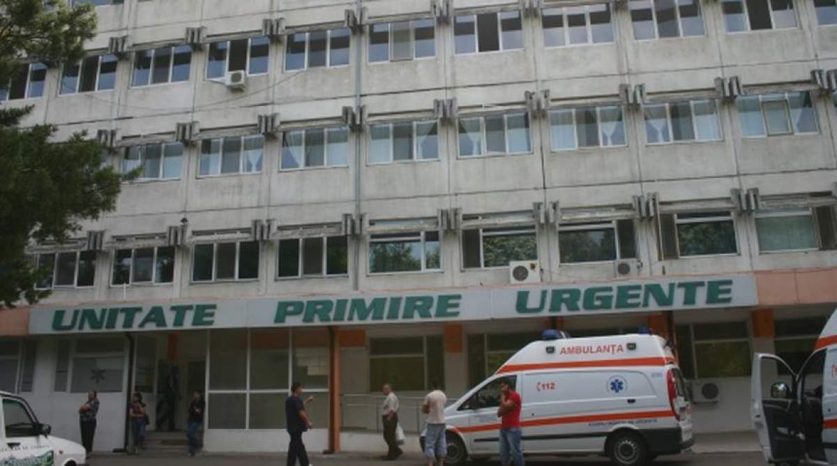 Bărbat găsit mort în curtea Spitalului Judeţean din Focşani