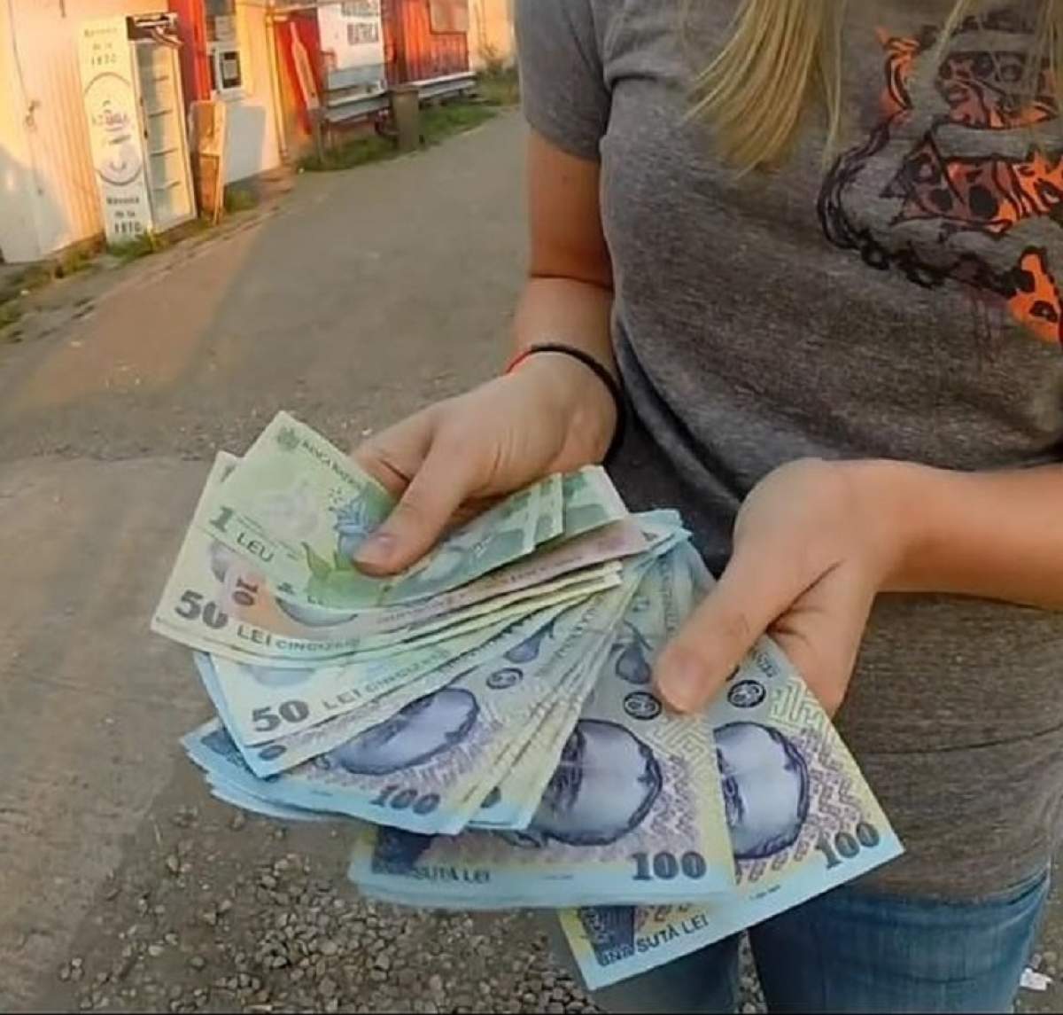 Românii primesc bani în plus, de Paște! Cine sunt norocoșii care se vor bucura de mai mult la salariu