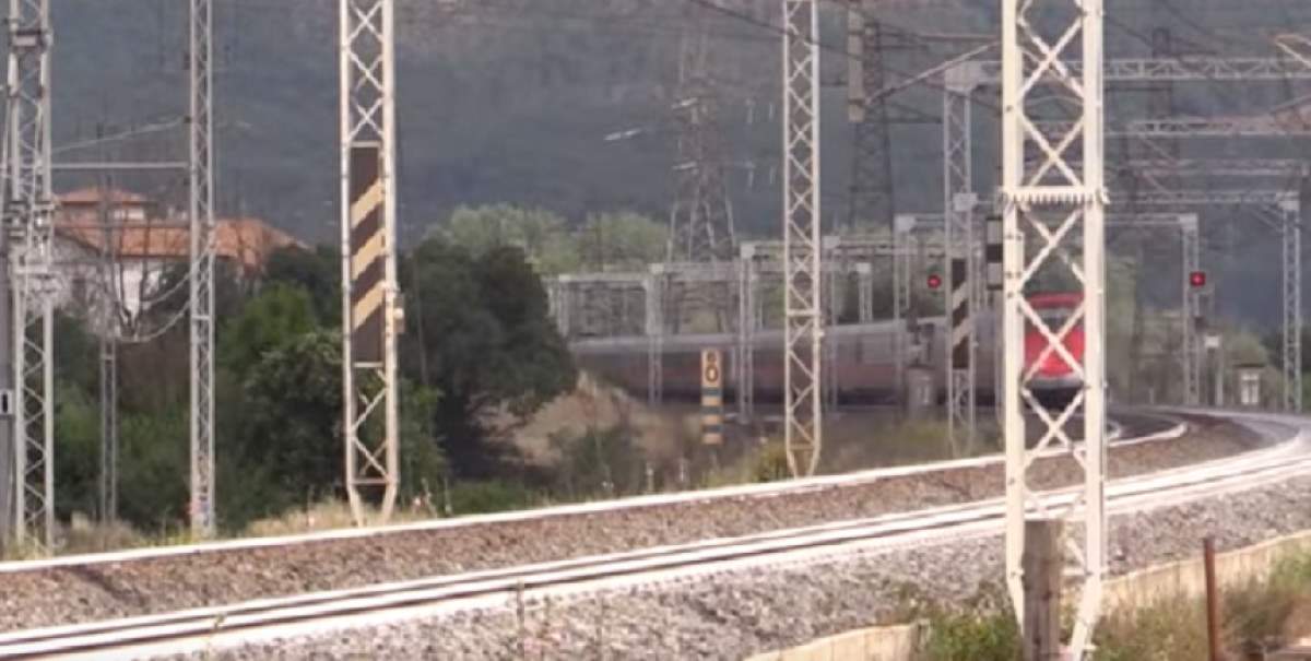 Român de 45 de ani, mort după ce a fost lovit şi târât de tren, în Italia