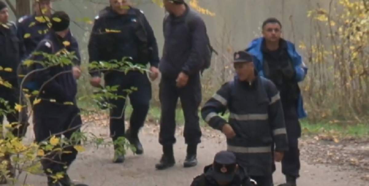 Mama şi copilul de 3 ani, rătăciţi în pădurea din Braşov, au fost găsiţi