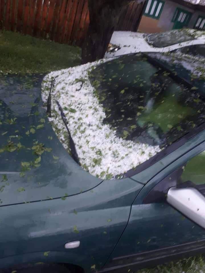 Imaginile prăpădului, în Buzău. Tornada gigant a măturat tot în cale. FOTO