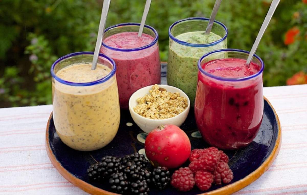 10 tipuri de smoothie pe care să le prepari dimineața. Vei avea energie toată ziua