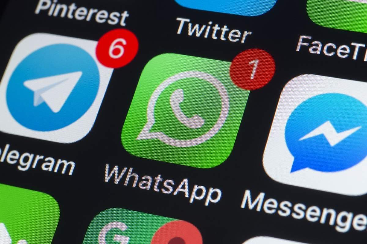 Semnal de alarmă pentru utilizatorii WhatsApp! A fost descoperită o breşă în sistem