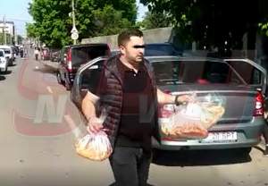 Începe slujba de înmormântare a lui Răzvan Ciobanu! Au fost aduse pachetele cu colaci