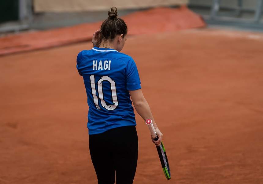 FOTO & VIDEO / La picioarele „Regelui”! Simona Halep s-a antrenat la Roland Garros în tricoul Viitorului Constanţa