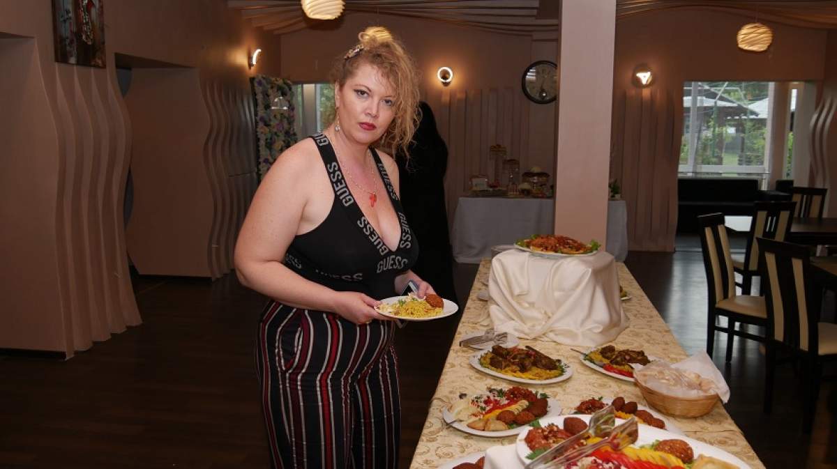 Oana Lis a ajuns la fundul sacului! A început să bage la păcănele: „Lumea zice că vin și mănânc pe la evenimente”