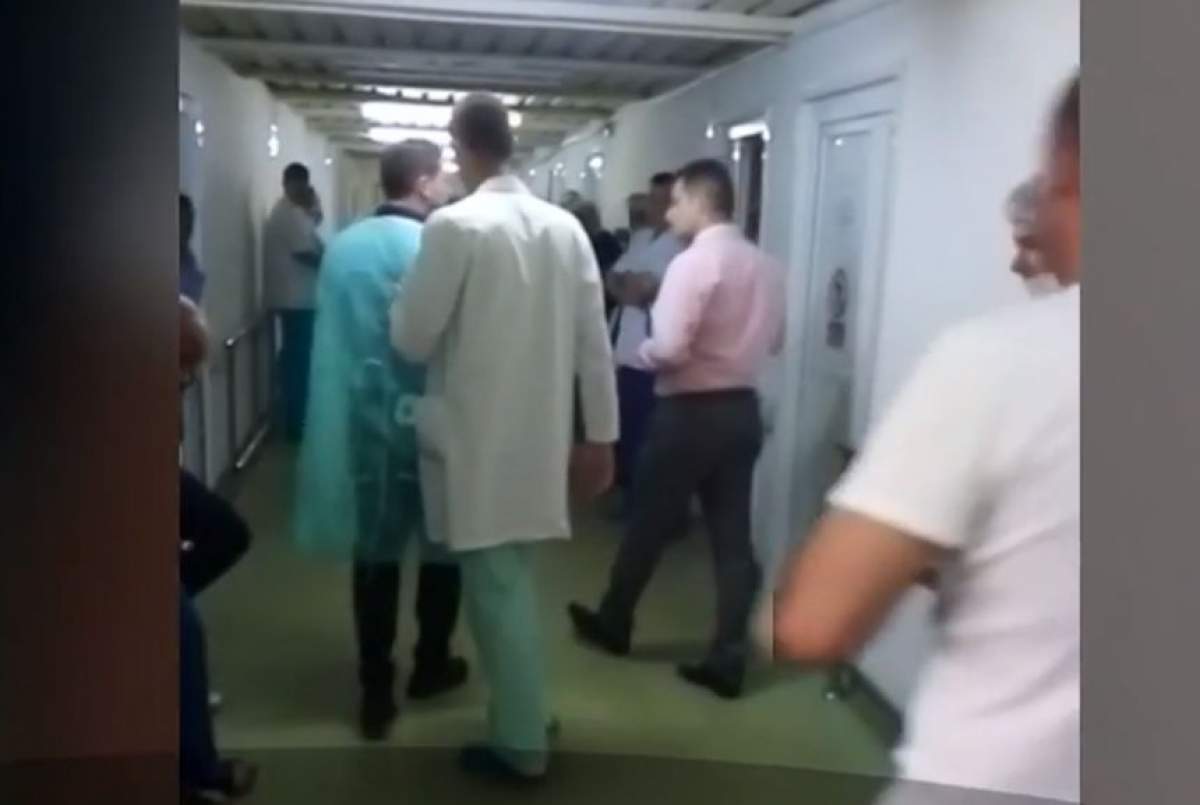 Un celebru medic din Craiova este acuzat de colegi că îi înjură şi chiar îi loveşte în timpul operaţiilor