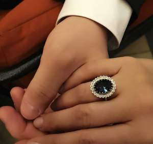 Andreea Marin a primit un inel uimitor de la iubitul ei! Se pregătește „zâna” de nuntă?