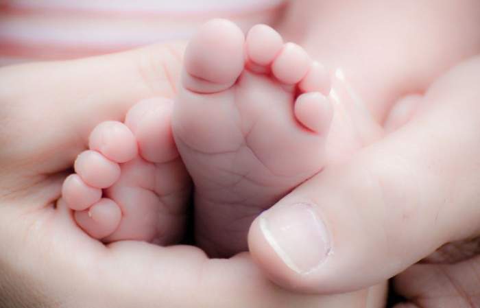 Bebeluşul născut prematur la Maternitatea din Botoşani a murit. Fetiţa cântărea doar 720 de grame