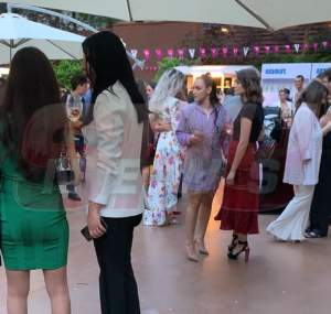 VIDEO PAPARAZZI / Mario Fresh vrea să o ceară de soţie, dar ei îi stă gândul numai la petreceri! Fiica Andreei Esca, surprinsă în toiul unui distracţii